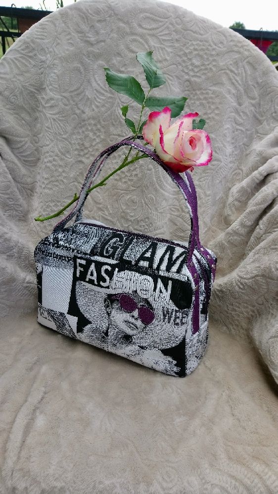 Commande d'un sac en tissus et cuir.